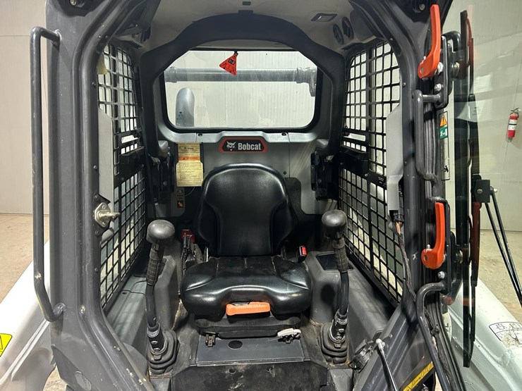 2021-bobcat-s64-image-17