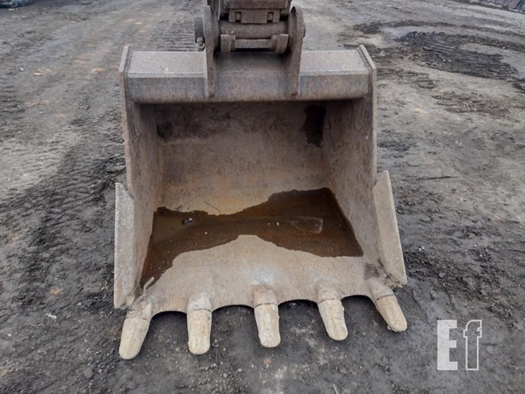 case-cx145d-msr-image-17