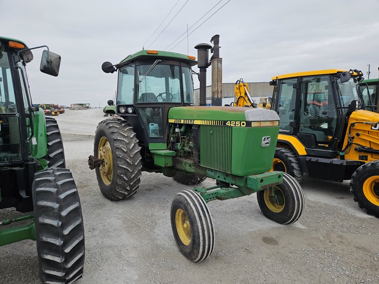 1987-john-deere-4250-image-1