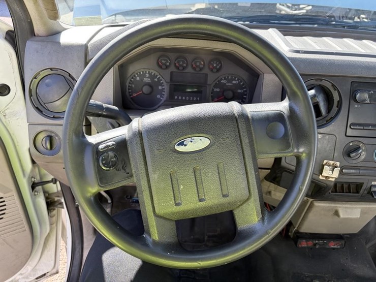 2008-ford-f450-image-11