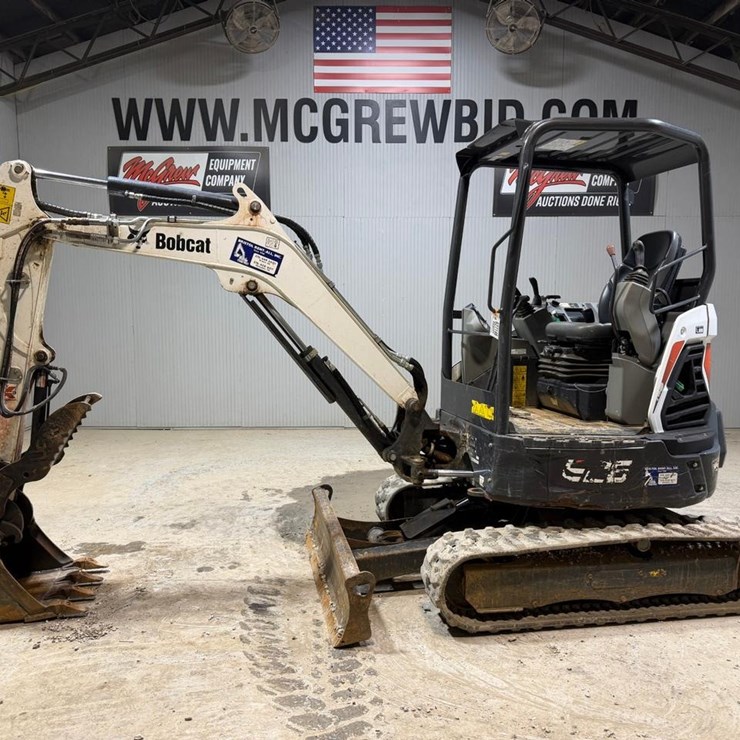 2021 BOBCAT E26