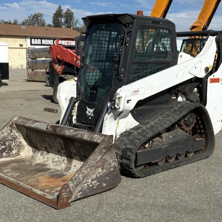 2021 BOBCAT T64
