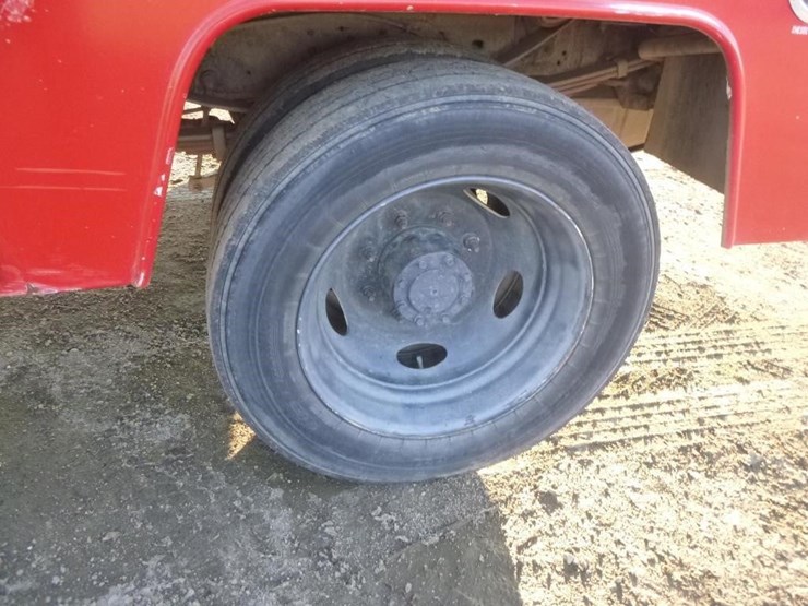 2003-ford-f550-image-32