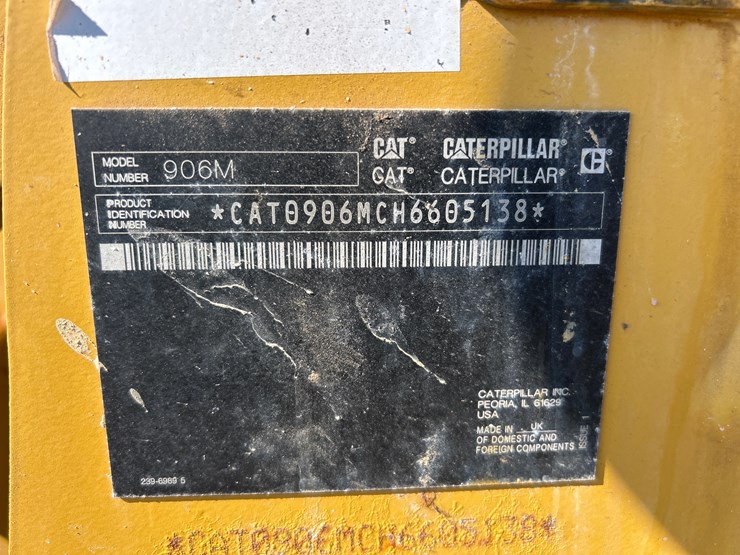 2021-caterpillar-906m-image-11