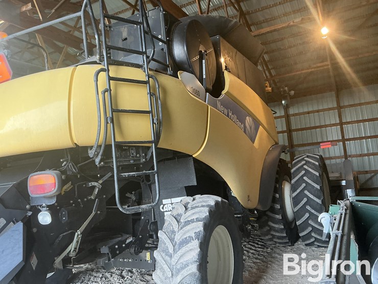 2007-new-holland-cr9060-image-10