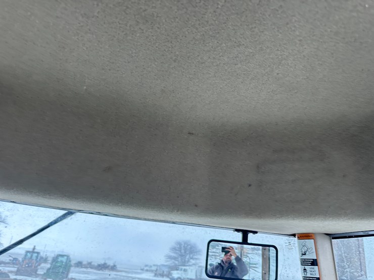 2004-john-deere-8420-image-54