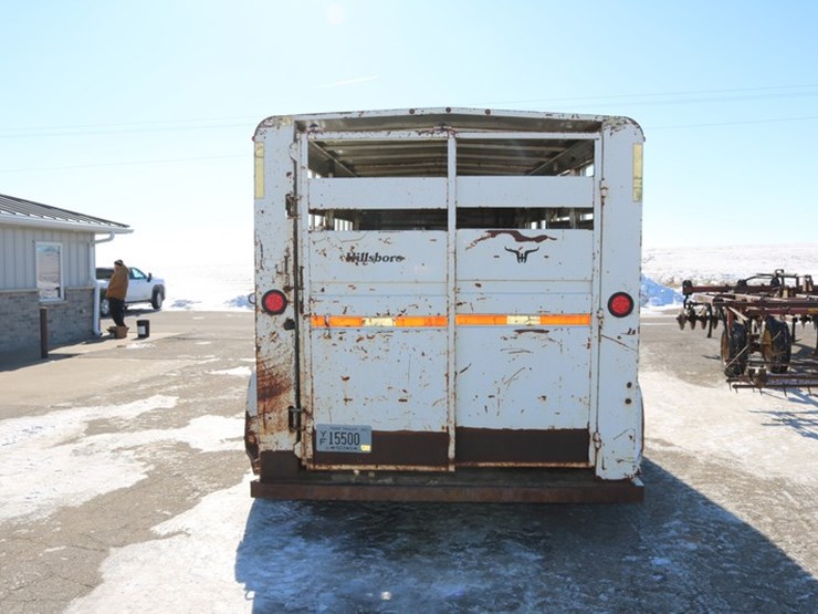 #4141-•-1998-hillsboro-16'-livestock-trailer-image-3