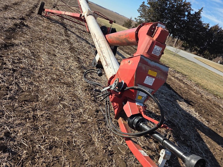 feterl-10"-x-64'-auger-image-3