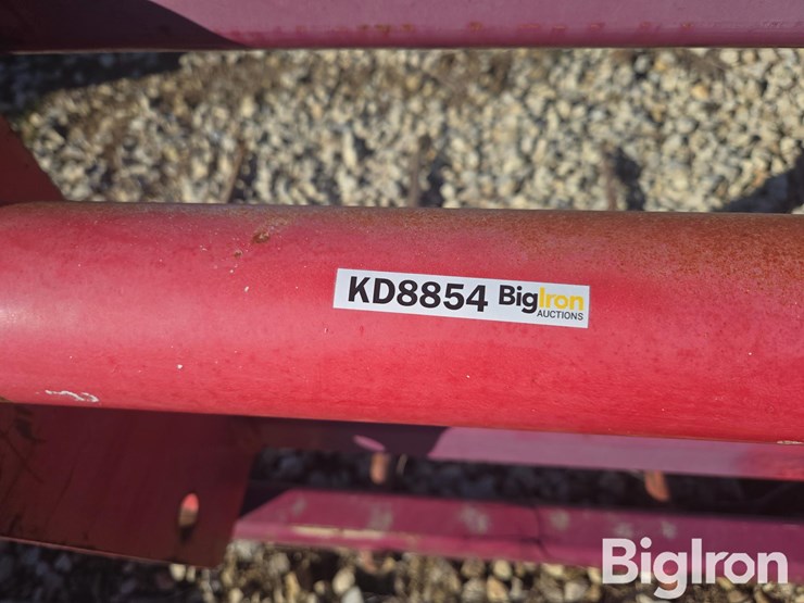 new-holland-742-image-14