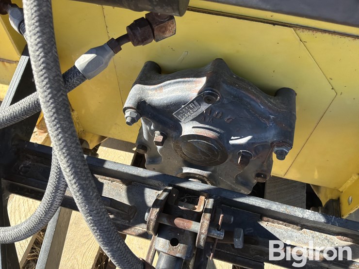 john-deere-snow-blower-compact/utility-tractor-attachment-image-13