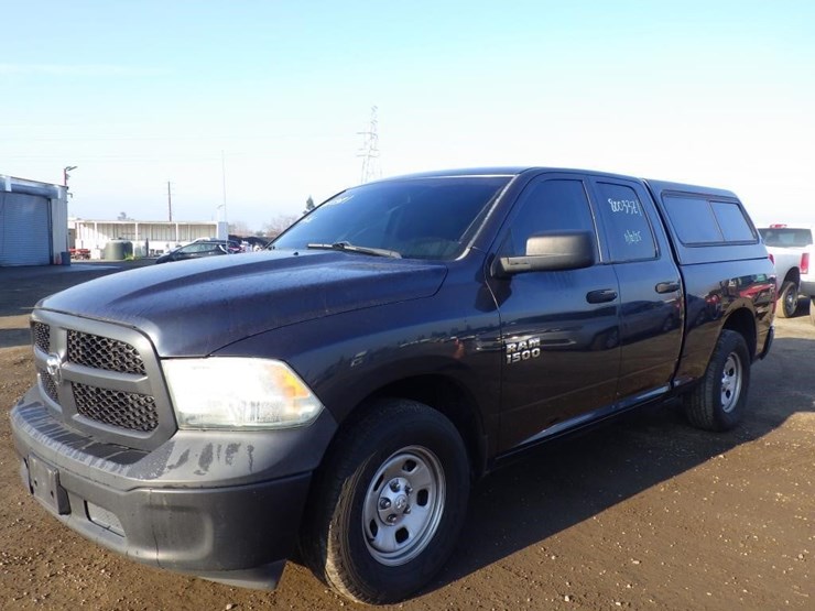 2016-dodge-1500-image-1