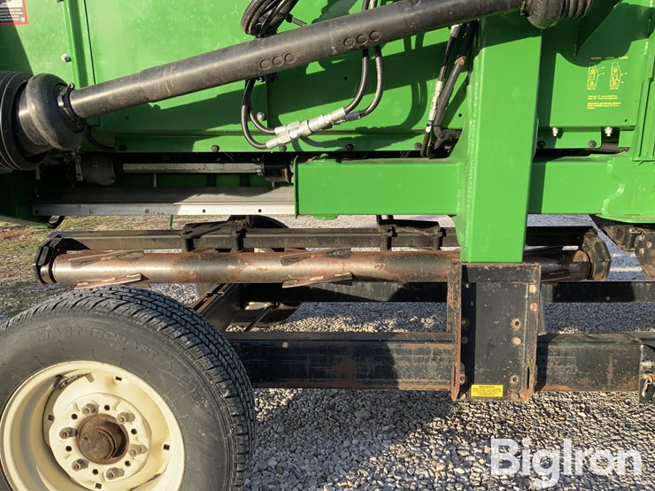 2020-john-deere-708c-image-13