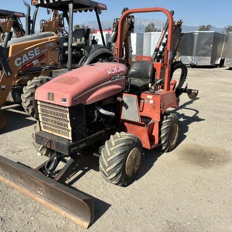 2006 DITCH WITCH RT40