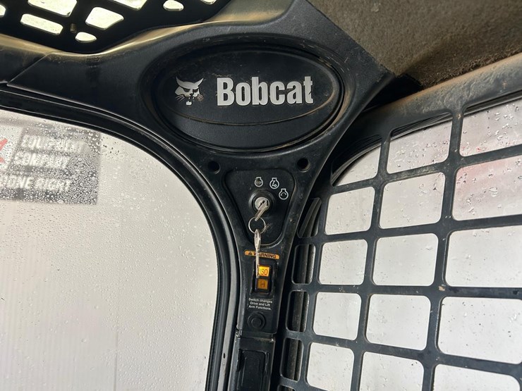 2016-bobcat-t590-image-27