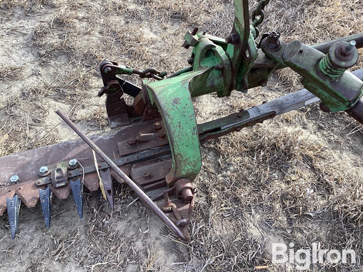 john-deere-38-image-15