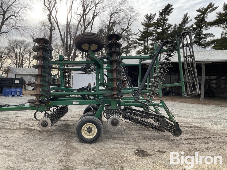 great-plains-2400tt-image-8