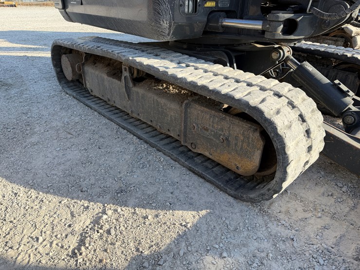 2019-case-cx57c-image-7