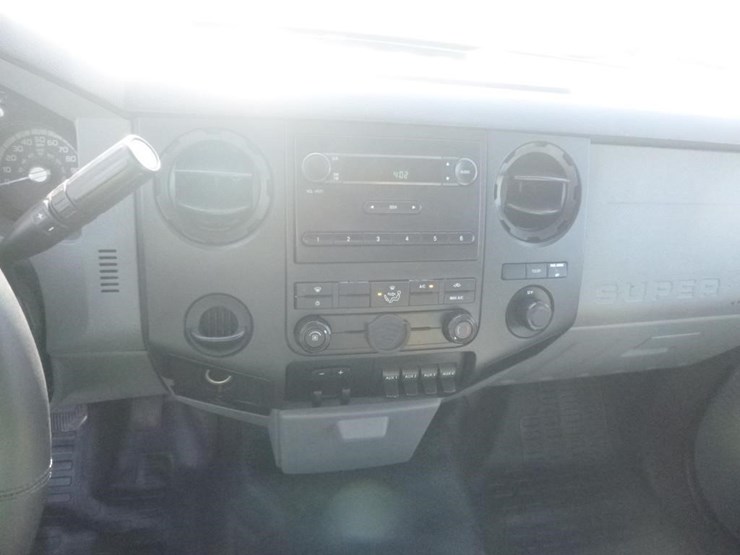 2011-ford-f450-image-14