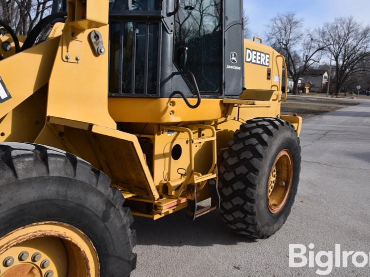 2003-john-deere-444h-image-16