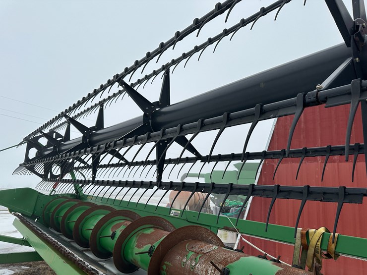 2015-john-deere-635f-image-33