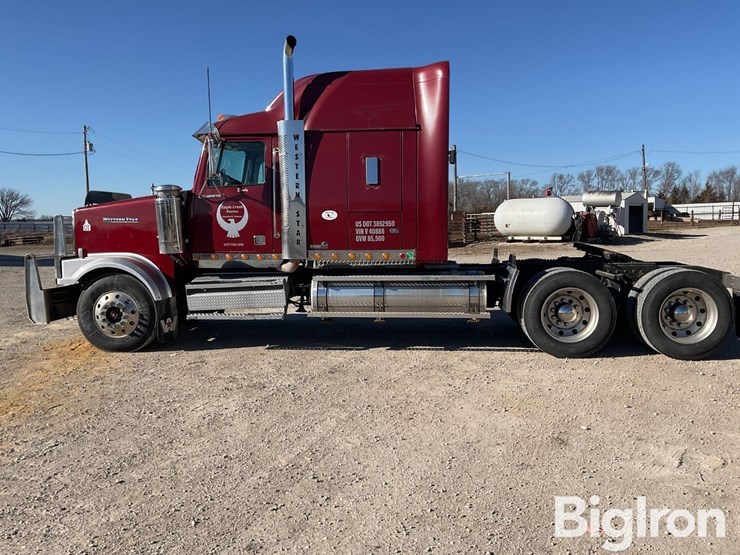 2006-western-star-4900-image-9