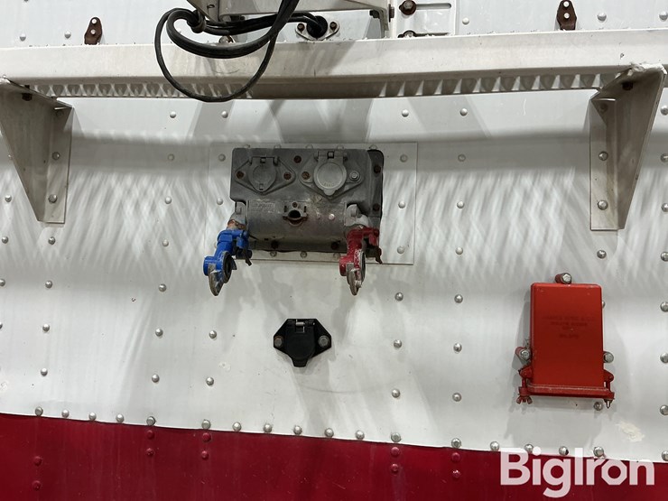 1983-cornhusker-grain-image-17