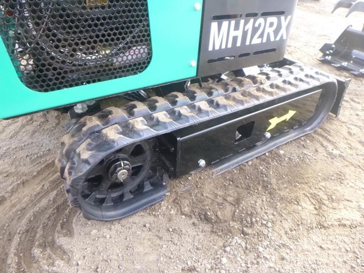 agt-mx12rx-hydraulic-excavator-image-26