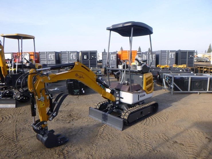 2025-agt-xz20r-hydraulic-excavator-image-1