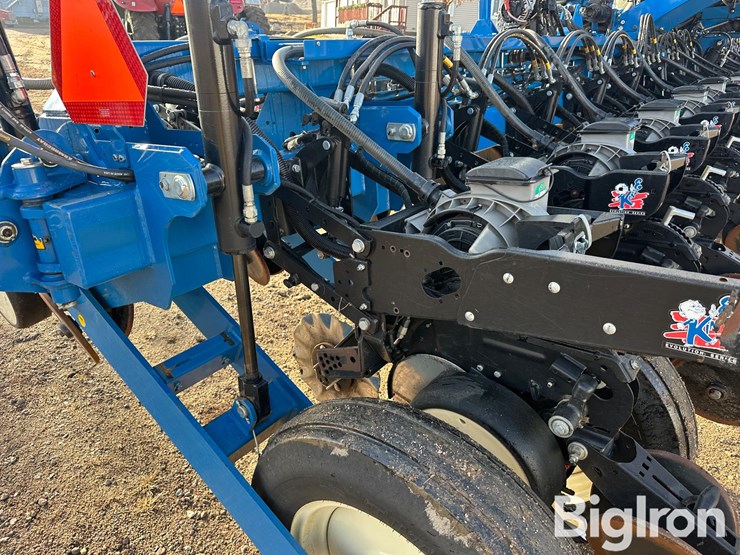 2017-kinze-3660-image-19