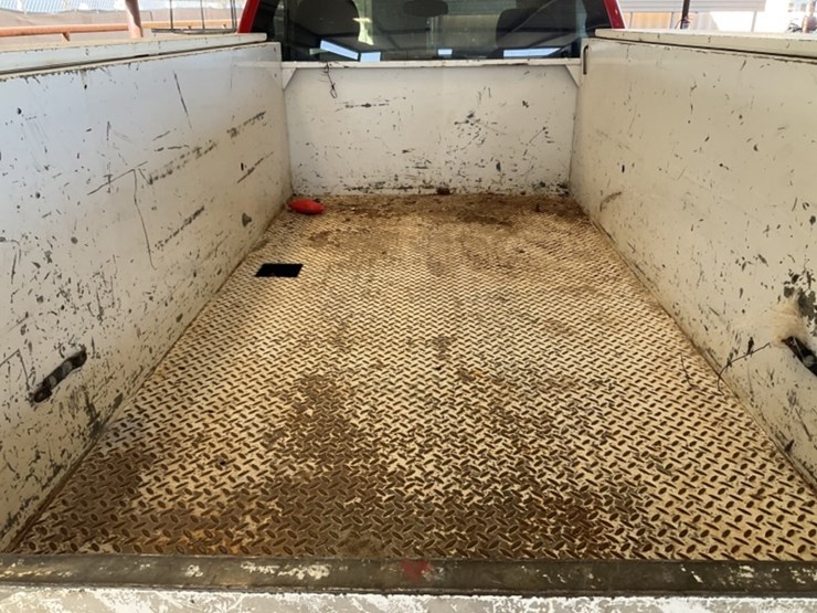 2012-chevrolet-silverado-2500-image-9