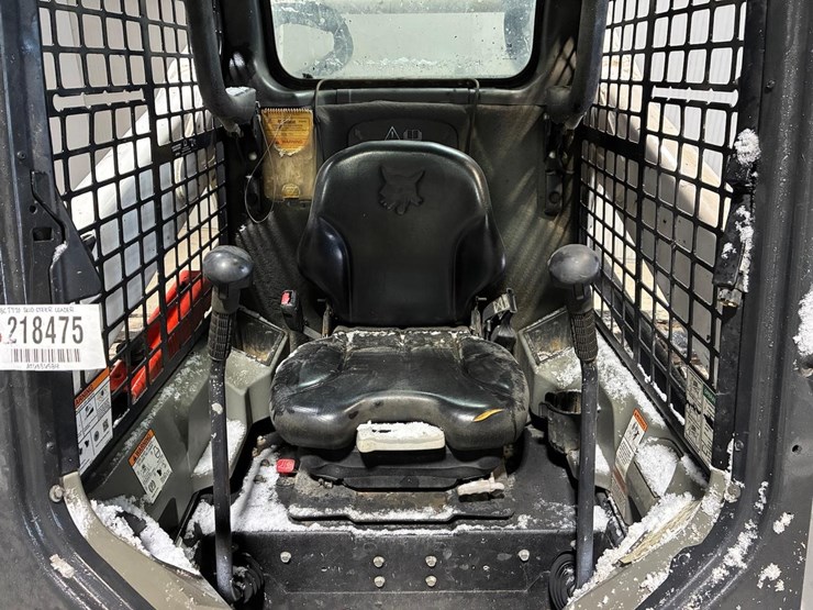 2022-bobcat-t770-image-20
