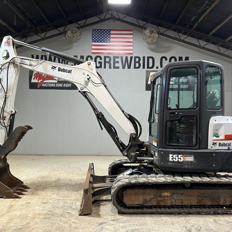2017 BOBCAT E55