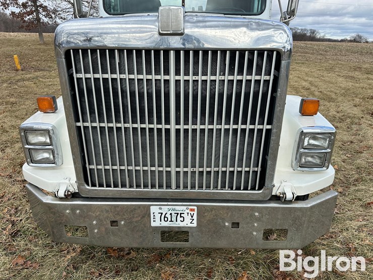 1989-international-9300-image-12