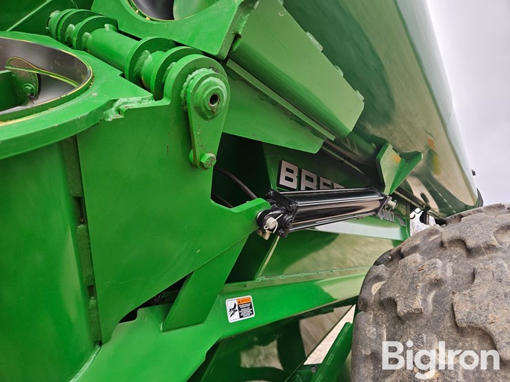 2014-brent-1082-image-11