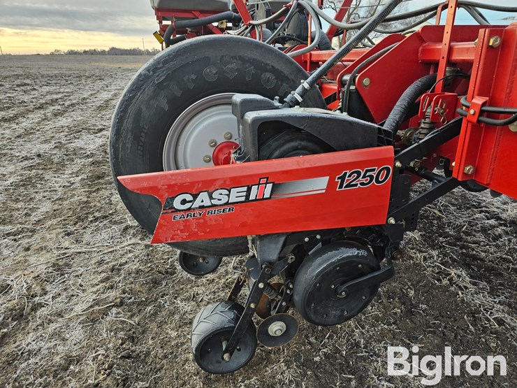 case-ih-1250-image-14