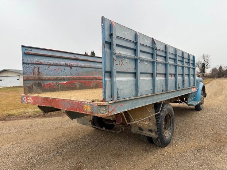 1968-chevrolet-c50-image-3