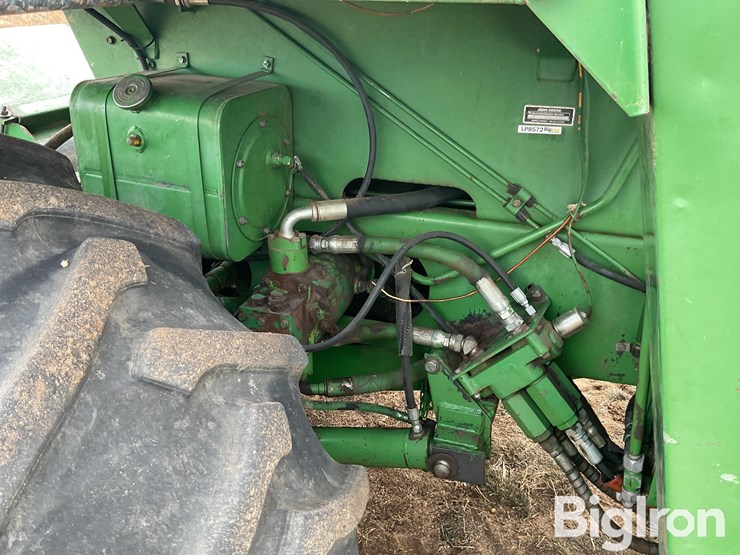 1983-john-deere-5720-image-17
