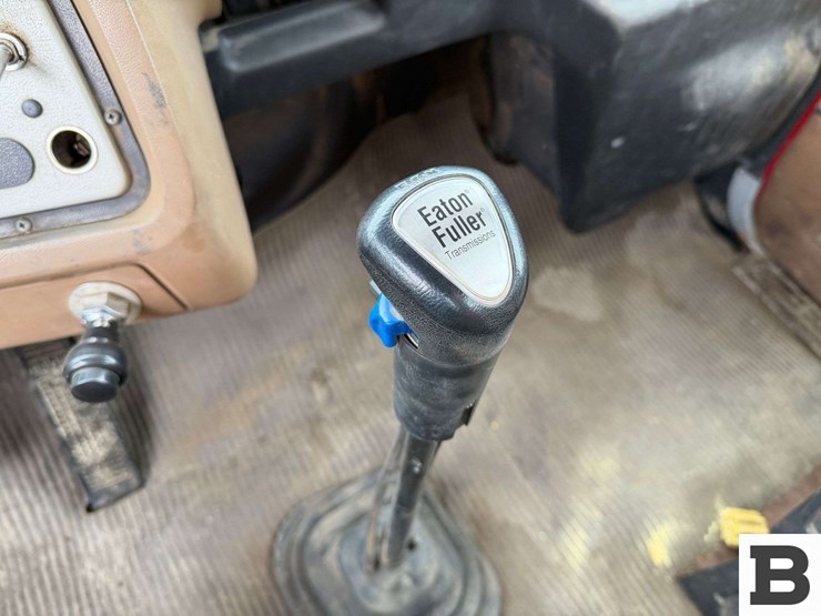 1993-ford-lts8000-image-57