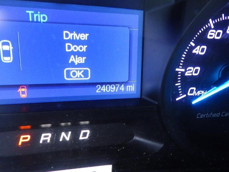 2014-ford-explorer-image-14