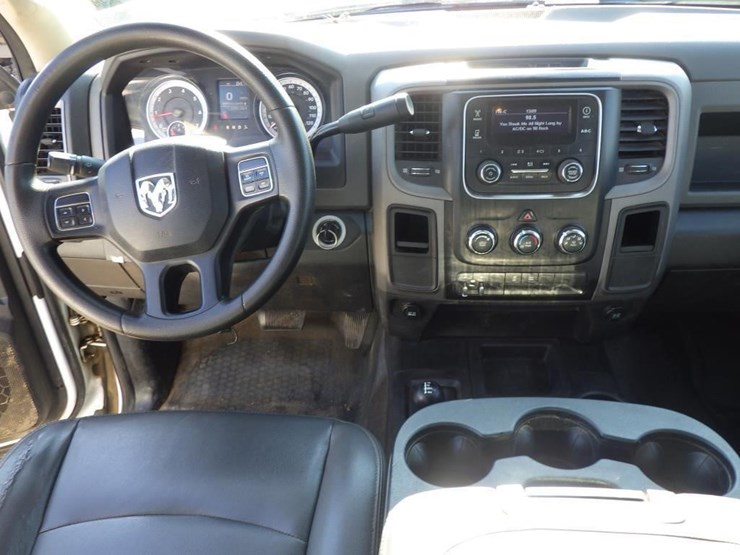 2015-dodge-2500-image-9