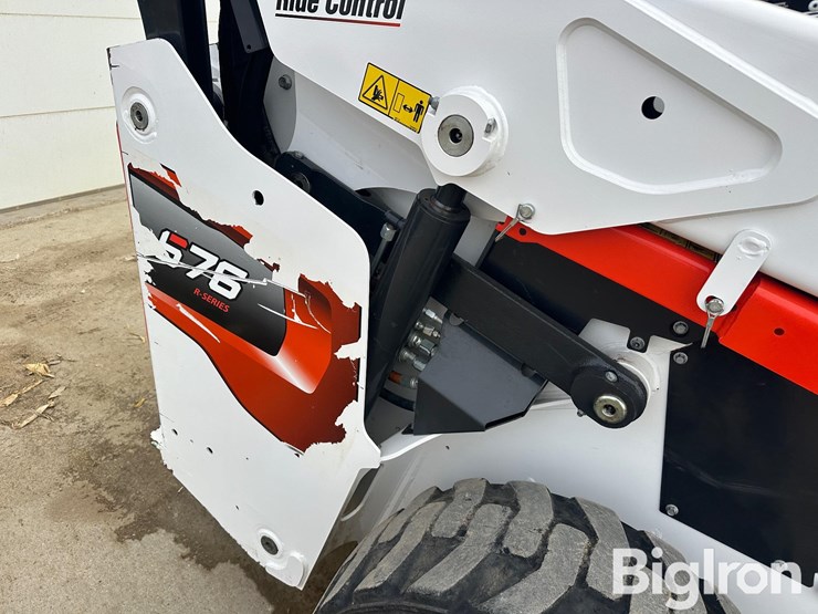 2021-bobcat-s76-image-11