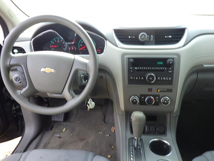 2015-chevrolet-traverse-image-9