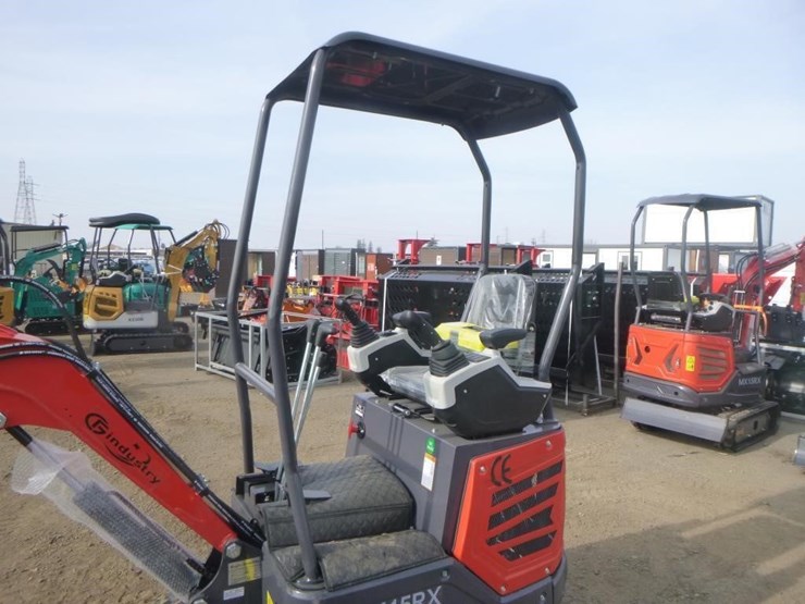 2025-agt-mx15rx-hydraulic-excavator-image-18