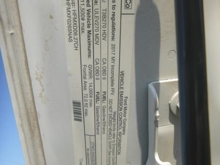 2017-ford-f350-image-21