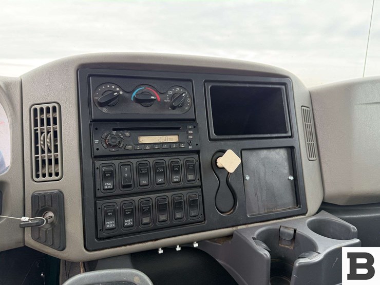 2012-international-workstar-7500-image-72