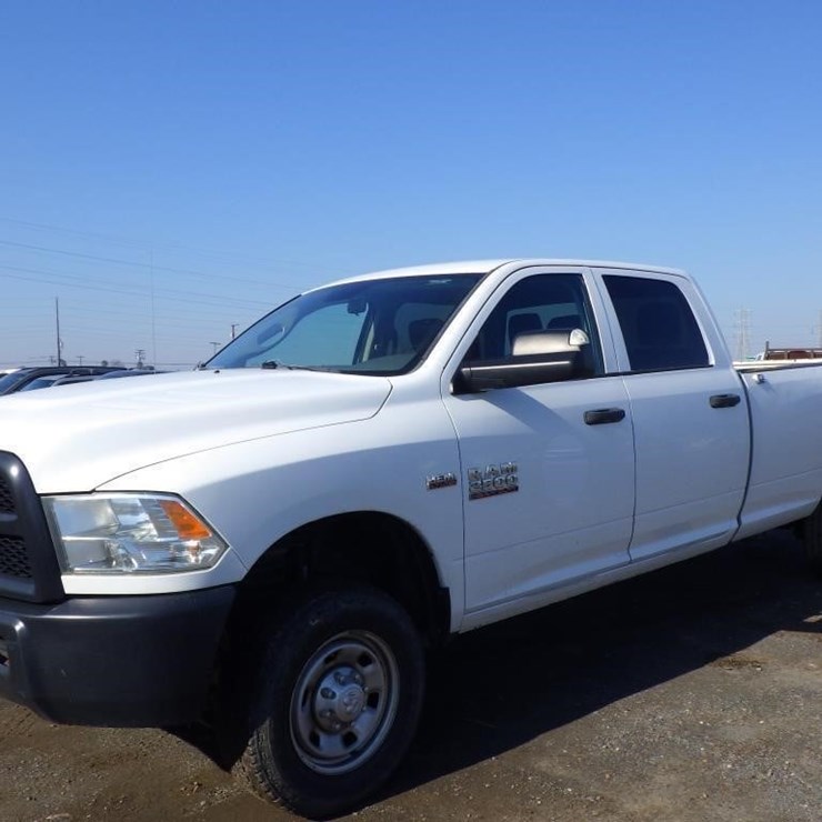 2015 DODGE 2500