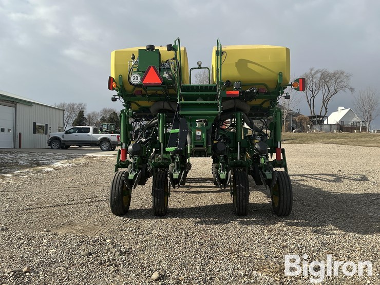 2022-john-deere-1775nt-image-6