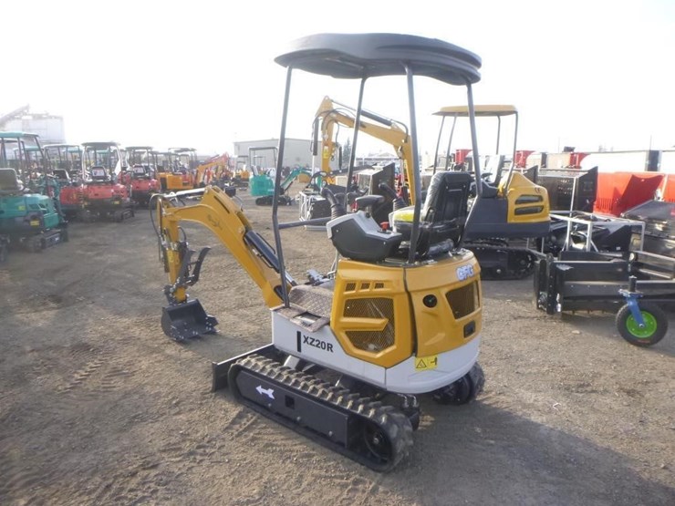 2025-agt-xz20r-hydraulic-excavator-image-4