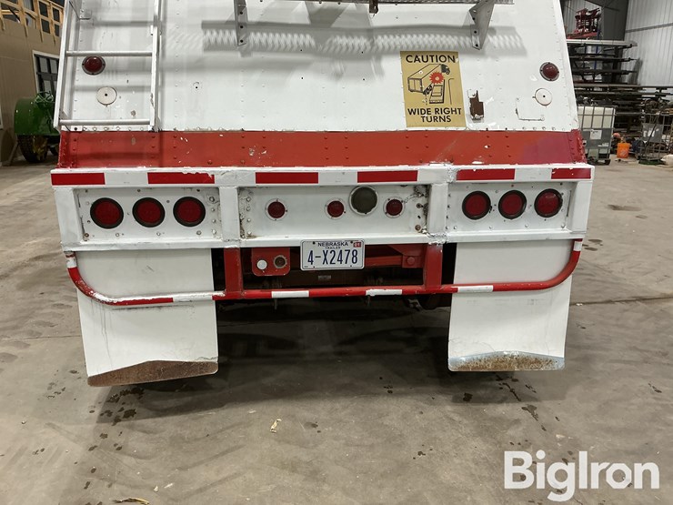 1982-cornhusker-grain-image-12