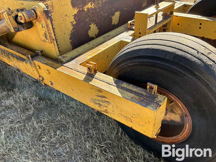 soilmover-75rf-pull-type-scraper-image-17